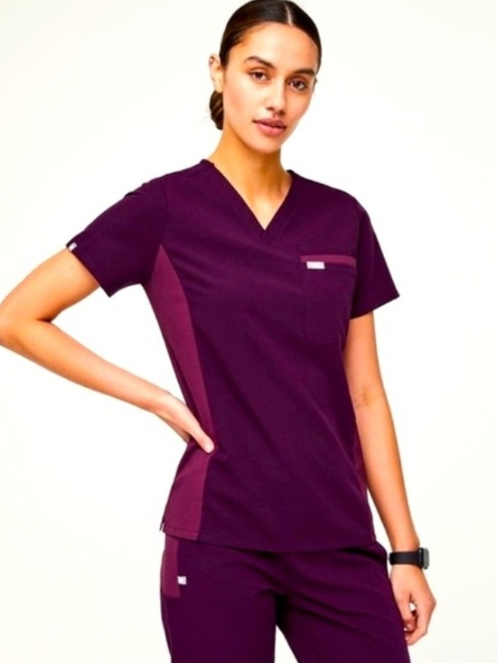 BNWT Figs Deep Purple Catarina Paneled Classic Scrub Top Size Small